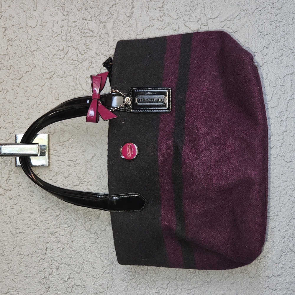 Coach wool handbag w bow detail